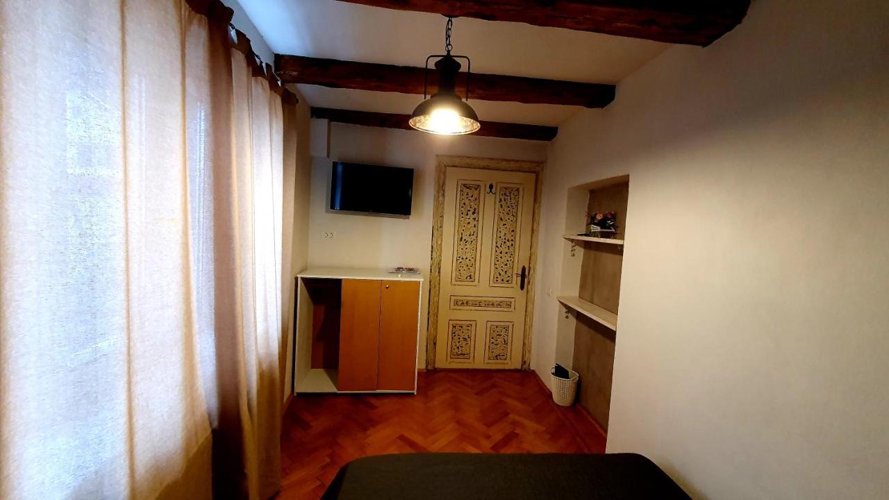 Nomad Apartment Brasov Exterior photo